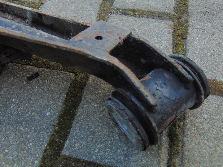 BRAS DE SUSPENSION DROIT ARRIÈRE ARRIÈRE AUDI A6 C5 ALLROAD UNIVERSEL EUROPE