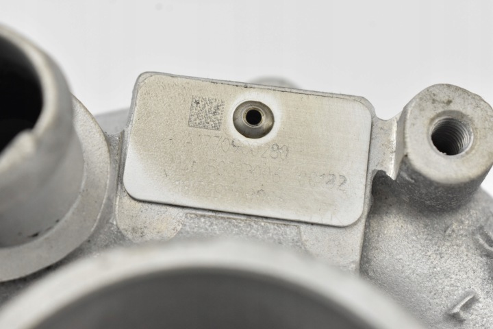 TURBOCOMPRESSEUR DROITE A1770900280 MERCEDES W463 W205 W213 63 AMG 4.0