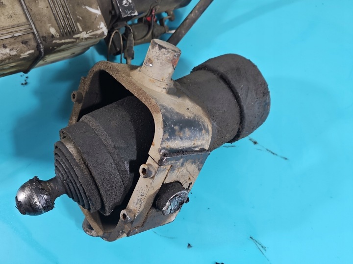 POMPE HYDRAULIQUE SERVOMOTEUR RENAULT MASTER III 10-19