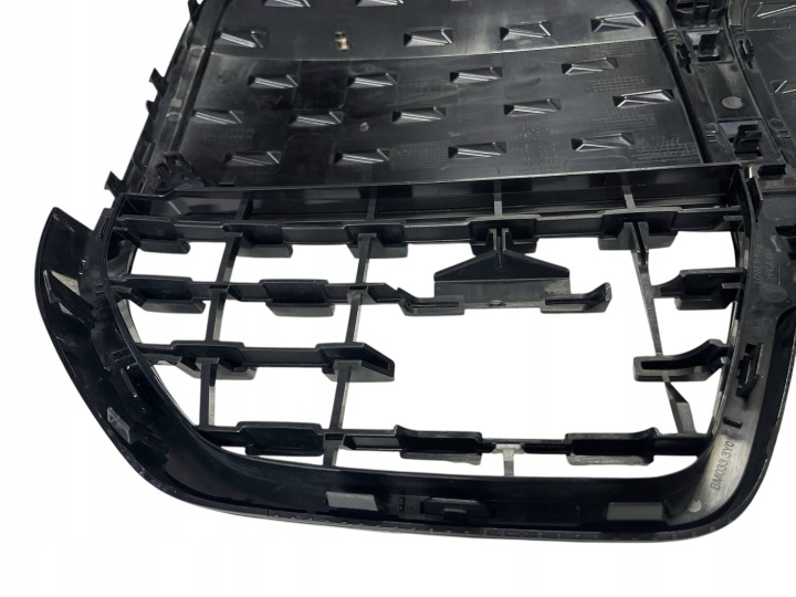 BMW OE 18801310 GRILLE CALANDRE RÉSERVOIR