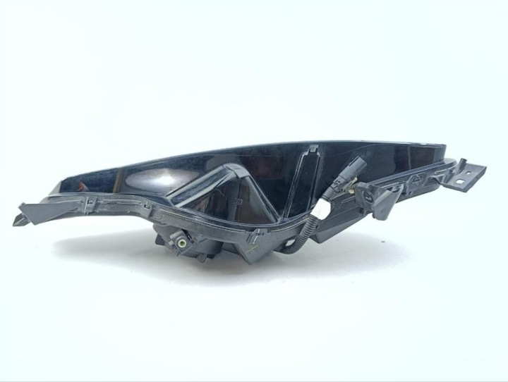 PHARE AVANT CHEVROLET CORVETTE 2015 USA AVEC DROITE 23216693