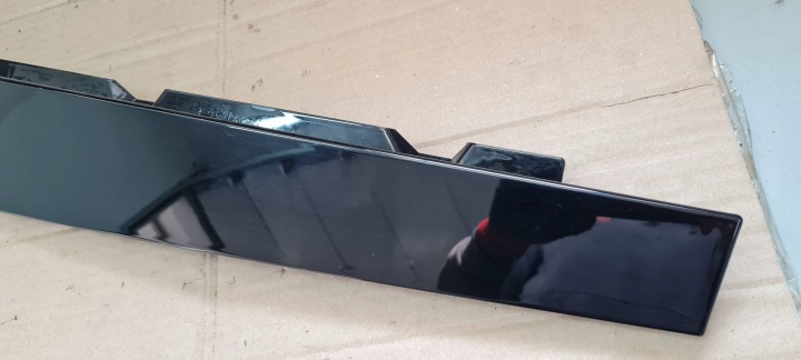 JEEP GRAND CHEROKEE WL 2022 MOULURE REVÊTEMENT VITRES PORTES DROITE ARRIÈRE
