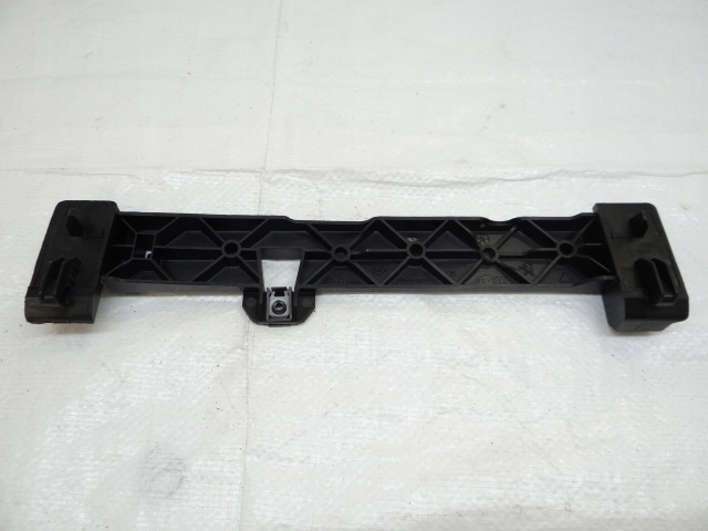 PEUGEOT 3008 II FIXATION POIGNÉE FLANC GAUCHE AVANT AVANT 9810513280