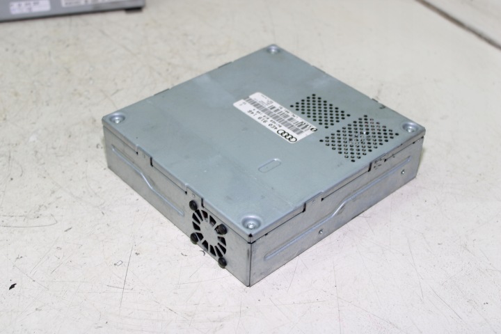 AUDI A8 D3 SYNTONISEUR RADIO 4E0035541 MODULE