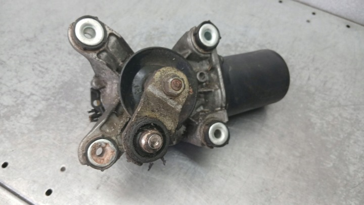 PETIT MOTEUR ESSUIE-GLACES AVANT NISSAN ALMERA N15 2.0TD 98R