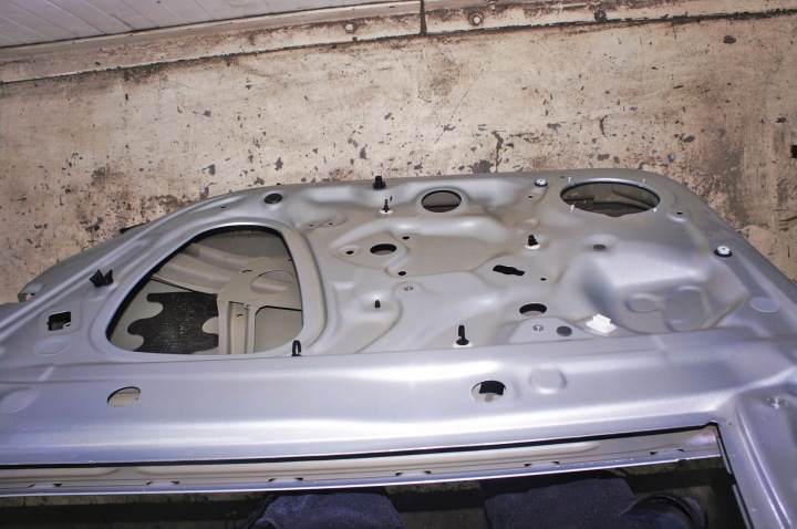 ME014 SKODA SCALA PORTES DROIT AVANT