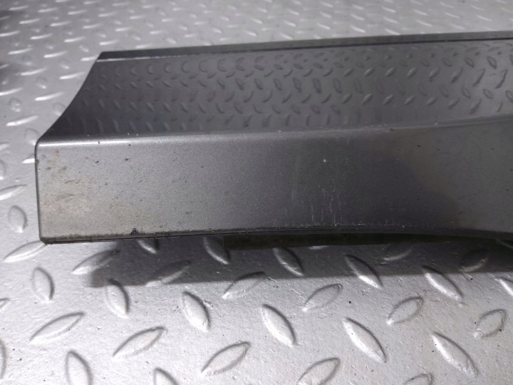 MOULURE PORTES AVANT AVANT CÔTÉ GAUCHE JAGUAR I-PACE T4K10128LML