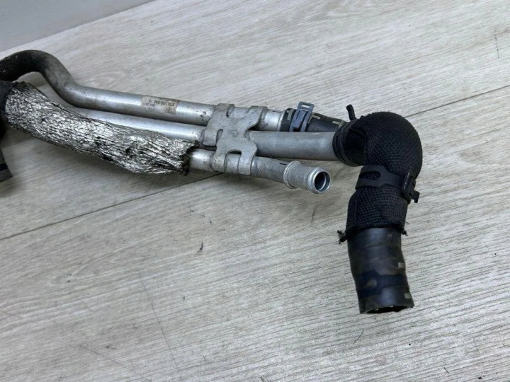 TUYAU REFROIDISSEMENT PORSCHE PANAMERA (970) 97010604015 3.0L 2014