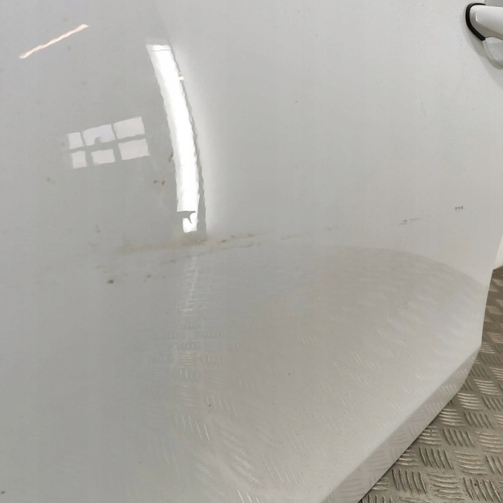 BMW 1 E81 E87 2013 GAUCHE CÔTÉ PORTES