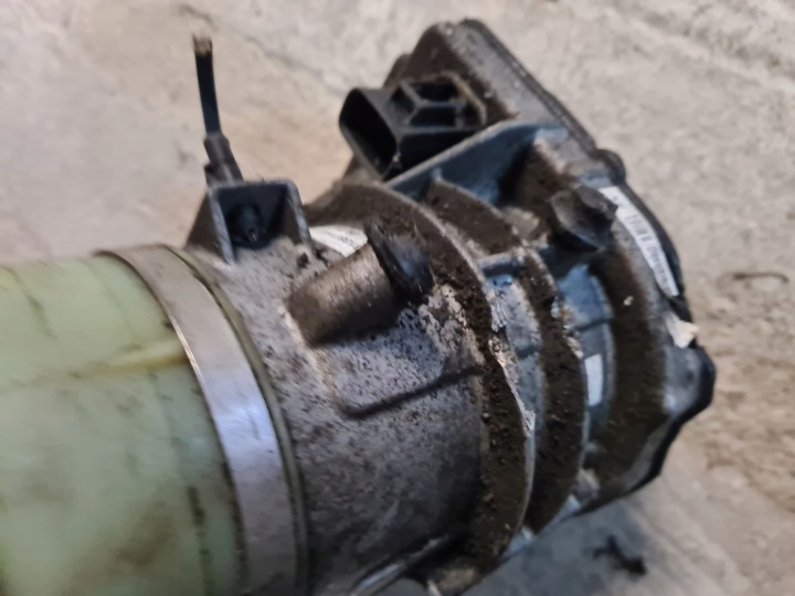 POMPE AMPLIFICATEUR 31387148 VOLVO XC60 V60 S60 2.4 D5