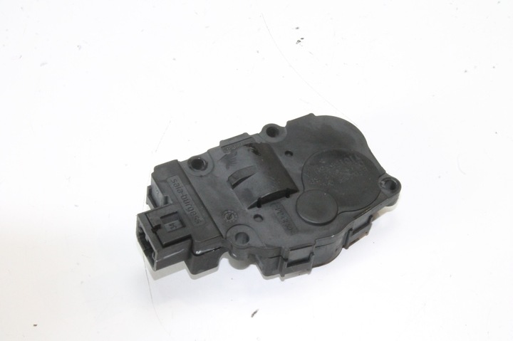 T1015556H SOUPAPE STERUJACE CHAUFFAGE XDRIVE 20 D 135 2013 BMW X3 (F25) photo 2 - milautoparts-fr.ukrlive.com