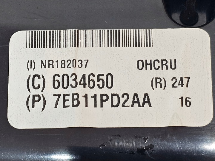 CHRYSLER PACIFICA 17- AMPOULE PLAFONNIERS 7EB11PD2AA USA
