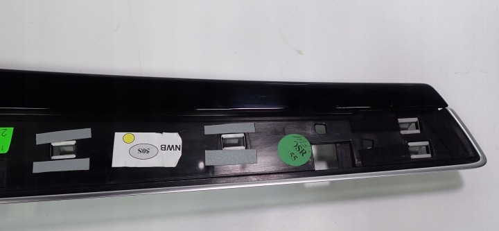 MOULURE PORTES POIGNÉE GAUCHE ARRIÈRE AUDI A8 D4 4H0867469