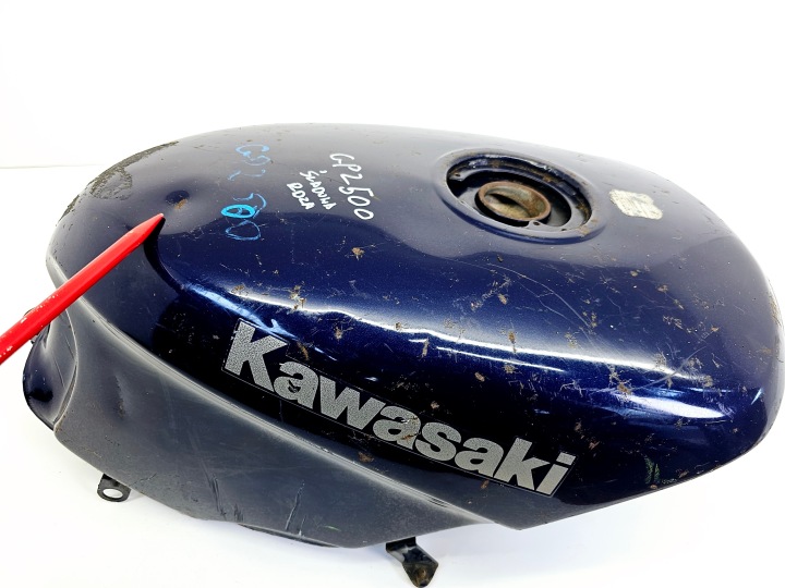 KAWASAKI GPZ 500 RÉSERVOIR CARBURANTS RÉSERVOIR CARBURANTS