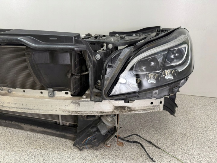 MERCEDES CLS W218 LIFT PHARES AVANT COMPLET DROITE GAUCHE MULTIBEAM LED