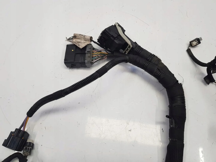 INSTALACIÓN JUEGO DE CABLES DEL MOTOR FORD TRANSIT MK8 2.0TDCI BAC 