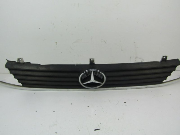 MERCEDES VITO 1 W638 REJILLA REJILLA DE RADIADOR A6388880415 