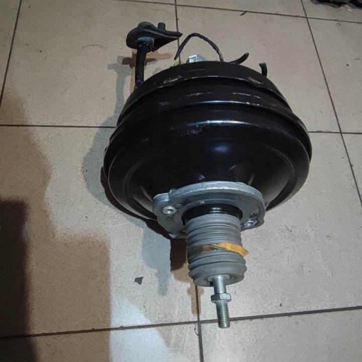 SERVO POMPE AUDI A8 D3 ESSENCE DIESEL