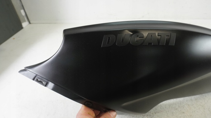 G755 DUCATI DIAVEL 1260S 1260 AVEC CÔTÉ PROTECTION RÉSERVOIR DÉFLECTEUR D'AIR ORIGINAL