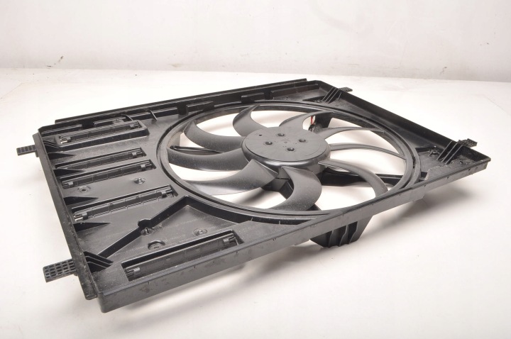 FORD FOCUS MK4 1.0 12V VENTILATEUR RADIATEUR JX61-8C607-BB