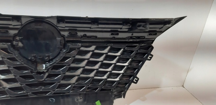NISSAN QASHQAI J12 LIFT III GRILLE CALANDRE RADIATEUR 62310HN10A
