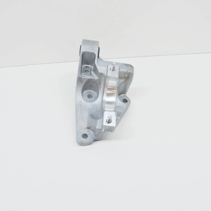 SUPPORT ARBRE DE TRANSMISSION LAND ROVER RANGE ROVER EVOQUE L538 LR105649
