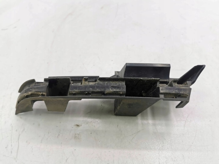 BMW 3 E46 2002 DROITE CÔTÉ POIGNÉE FIXATION PARE-CHOCS ARRIÈRE