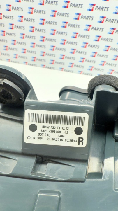 BMW F32 F33 F36 PHARE DROIT ARRIÈRE ARRIÈRE DANS AILE USA 7296100