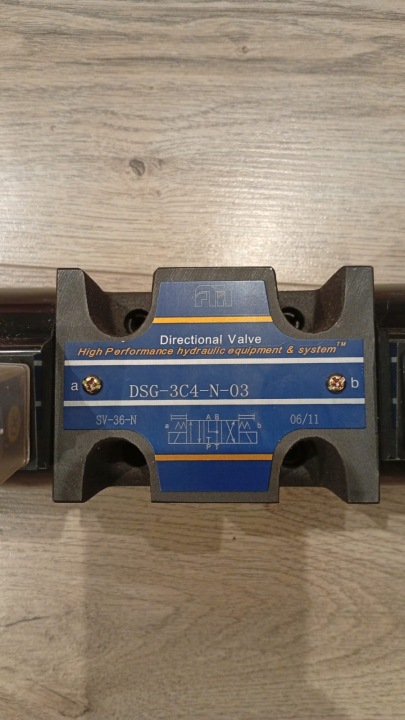 ÉLECTROVANNE HYDRAULIQUE DSG-3C4-N-03 TENSION DC24V