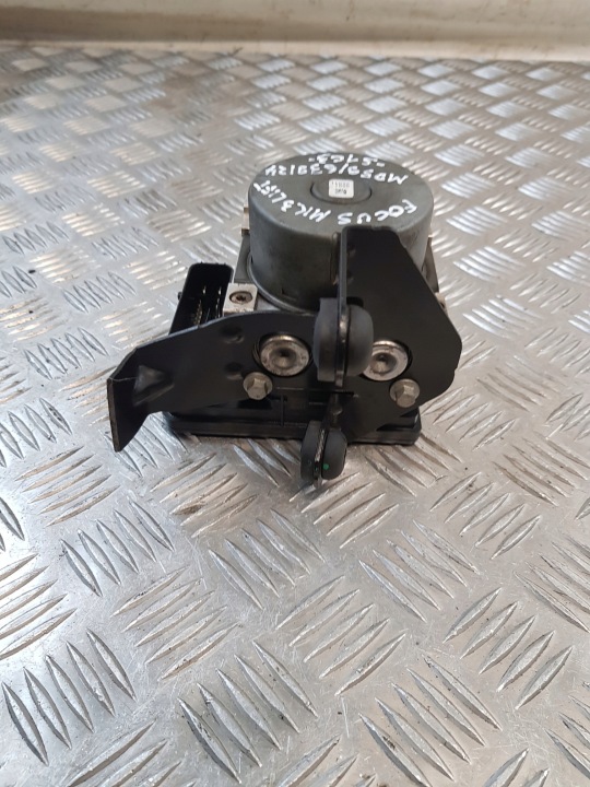 POMPE ABS F1FC2C405CA F1FC2C219DA FORD FOCUS MK3 11R-