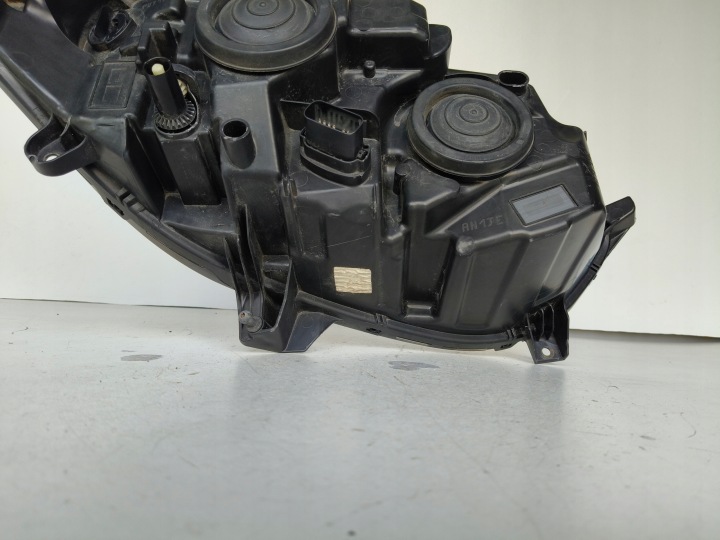 PHARE GAUCHE PROJECTEUR FORD MONDEO MK5 15-