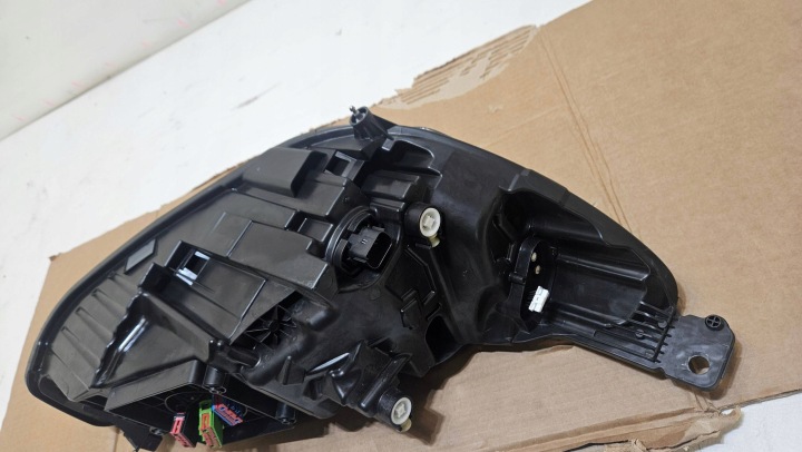 PHARE GAUCHE FORD FOCUS MK4 LIFT COMPLET LED NX7B-13E017-AG EUROPE