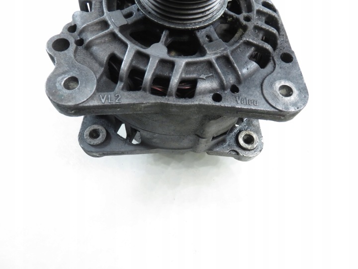 ALTERNATEUR VW PASSAT B5 (3B2) 1.9 TDI 110 AFN 038903023S SG12B01