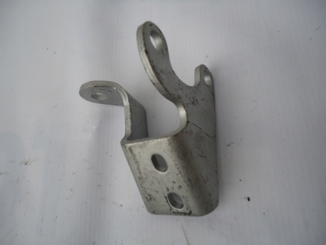 MERCEDES C W205 POIGNÉE MOTEUR A205 492 05 00