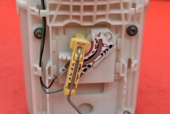 POMPE POMPE CARBURANTS 1J0919051K VW BORA 1.6 FSI 16V 110 KM 98-05