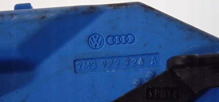 PUCE PUCE RACCORD BLEUE AUDI A6 7M3972726A
