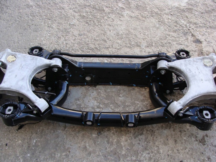 POUTRE ARRIÈRE ARRIÈRE BMW X5 E53