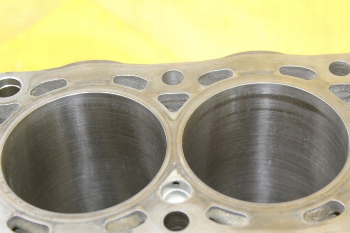 BLOC MOTEUR SUZUKI GRAND VITARA II 2.0 HDI RHW 10DYNL 16V