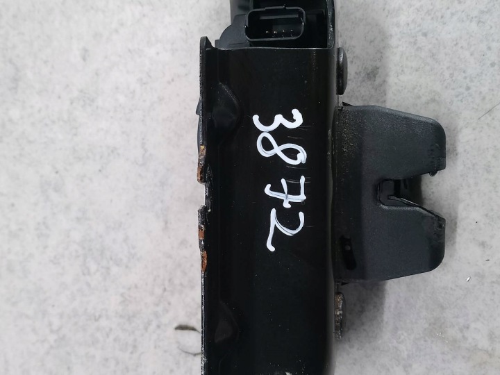 SERRURE COUVERCLES DE COFFRE PEUGEOT 508 I SW 9687233280