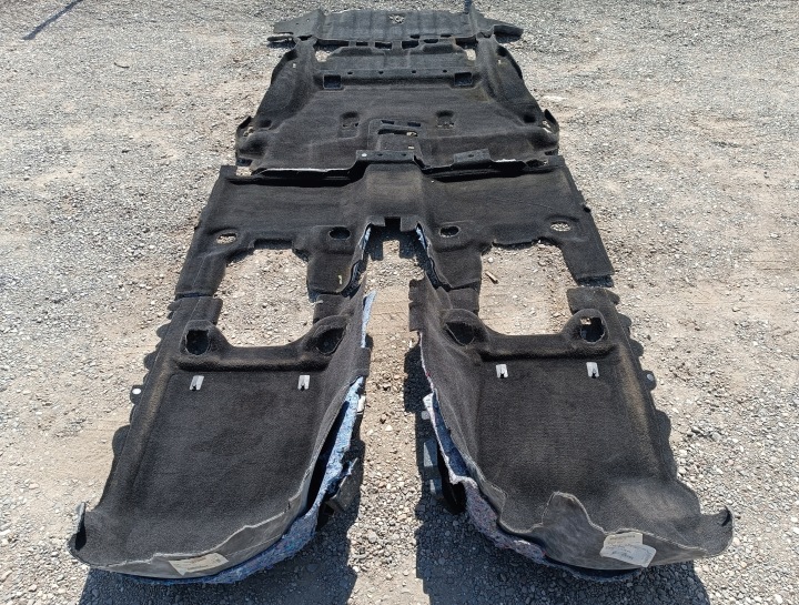 REVÊTEMENT TAPIS DODGE DURANGO 2014-