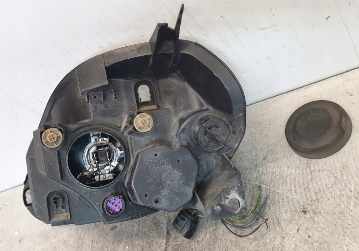 PHARE AVANT DROIT FIAT GRANDE PUNTO 05- ORIGINAL EUROPE