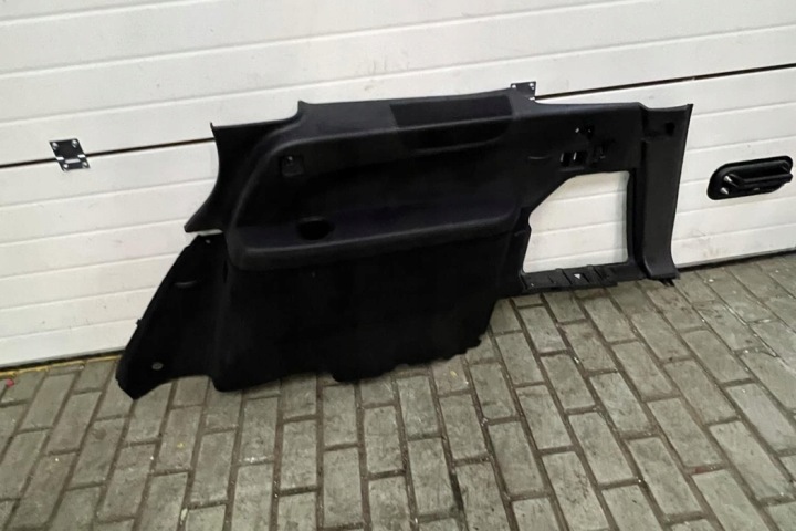 AUTRE PIÈCES WYKONCZENIA MERCEDES-BENZ GLS (X166) A1666908200 DIESEL 2017