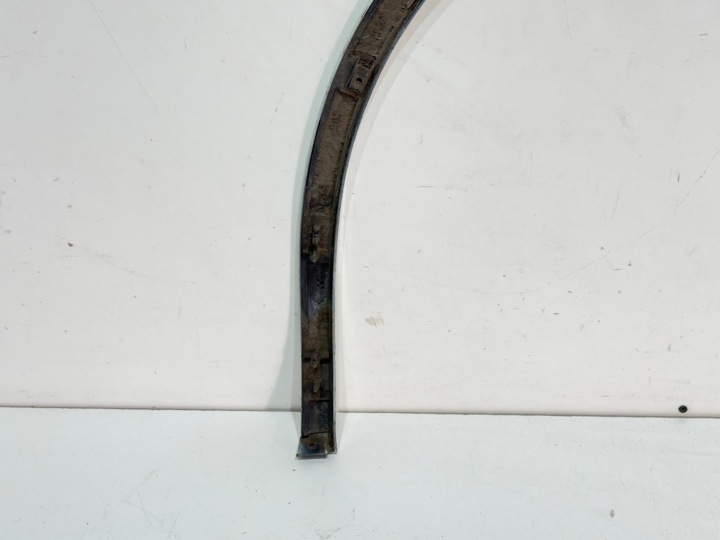 VW TOUAREG 3 III MOULURE REVÊTEMENT GARDE-BOUE DROIT AVANT AVANT ORIGINAL