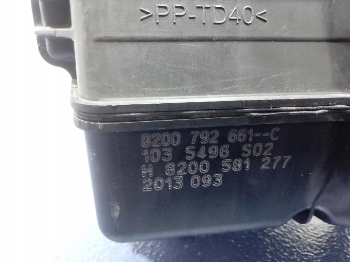 RENAULT LAGUNA III 2.0 DCI CHÂSSIS FILTRE AIR 8200792661C