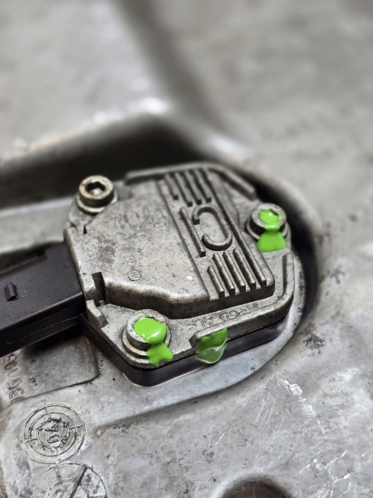 CARTER CUVETTE HUILEUX HUILES MOTEUR AUDI SKODA OCTAVIA II SEAT VW 2,0 TDI BKD