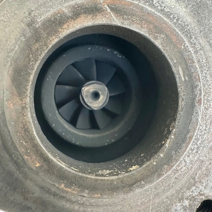 TURBINE JAGUAR X-TYPE (X400) 6R8Q6K682AA 2.7L DIESEL 107KW 2006