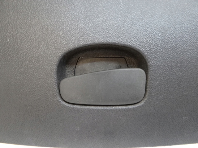 RENAULT CLIO IV BOÎTE À GANTS PASSAGER CONSOLES TABLEAU DE BORD 681087227R