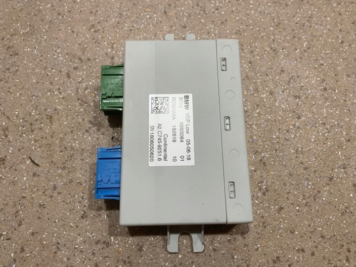 CONTRÔLEUR SUSPENSIONS PNEUMATIQUE ARRIÈRE BMW 5 G30 G31 G38 6893084