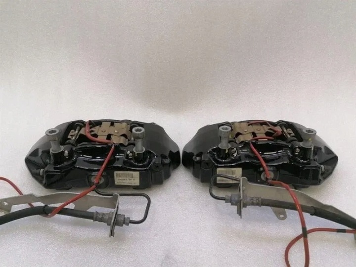 FERRARI GTC4 LUSSO T 3.9 V8 F151M BRAKE CALIPER 336044 REAR SET
