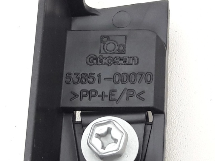 TOYOTA OE A53851-0D070